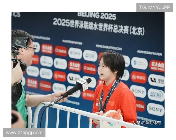 全运会跳水男团双人十米台运动员刻苦训练备战赛场展现拼搏精神